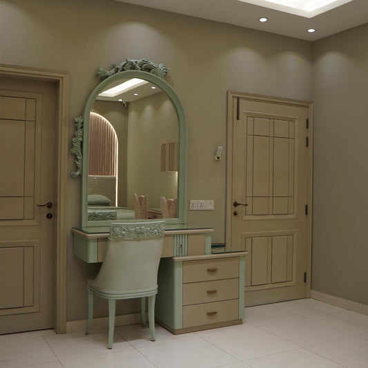 Full Poshish Dresser